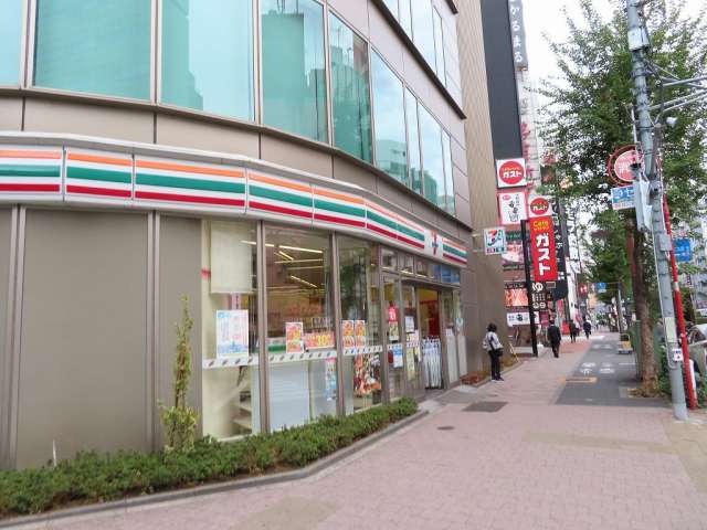 コンビニ　セブンイレブン（コンビニ）まで460m