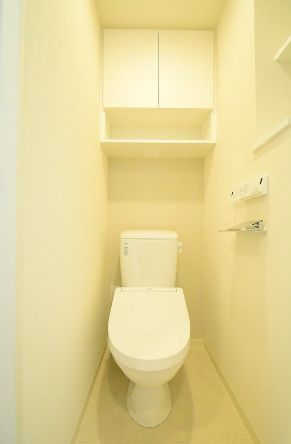 トイレ　別号室参考写真