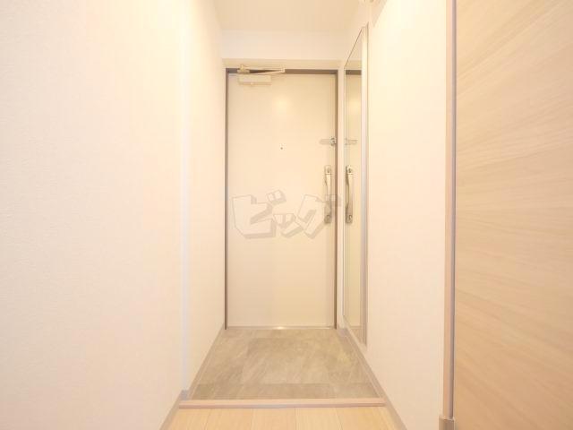 玄関　明るい玄関がお出迎えです☆