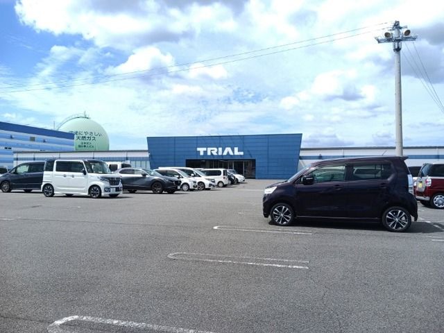 スーパー　トライアル隼人店（スーパー）まで850m