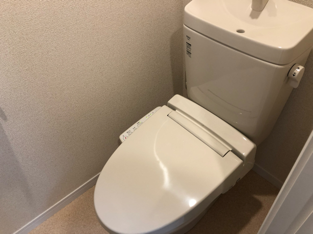 トイレ　シャワートイレ