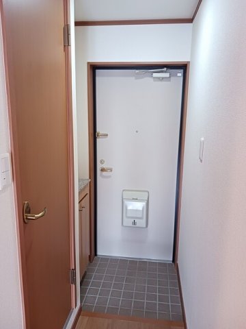 玄関　シンプルで使いやすい玄関です