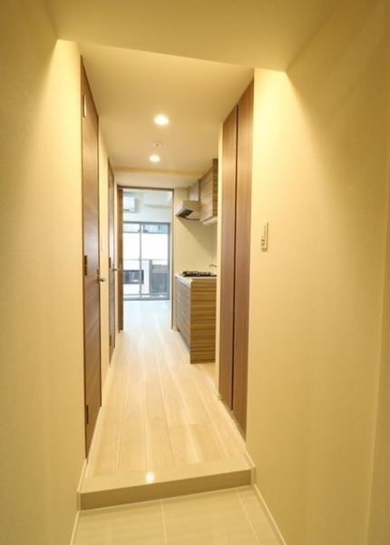 玄関　※別部屋参考写真
