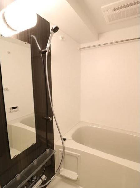 バス・シャワールーム　※別部屋参考写真