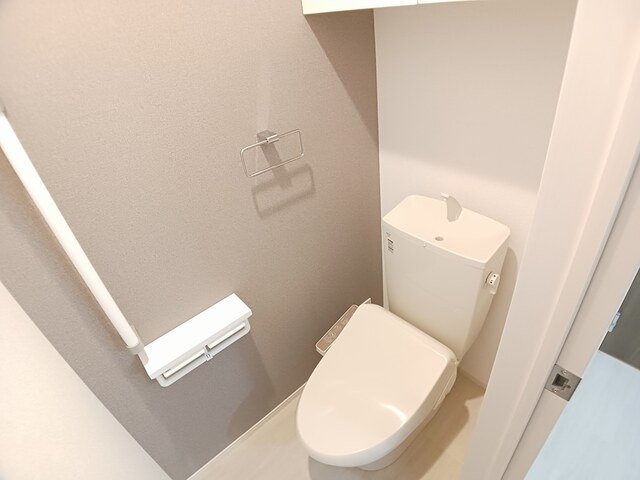 トイレ　トイレもきれいです
