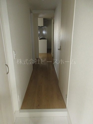 玄関　※別号室参考写真