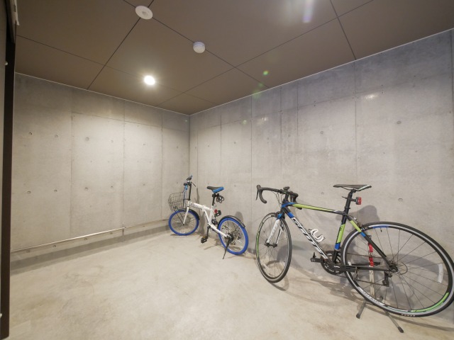 その他共有部分　☆屋内駐輪場☆