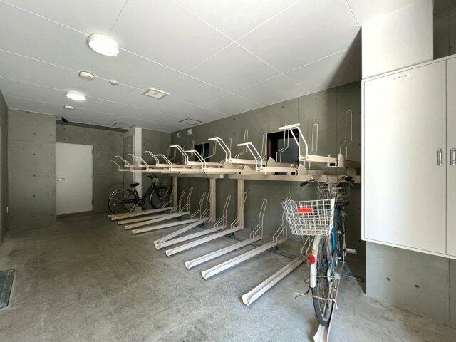 その他　駐輪場?