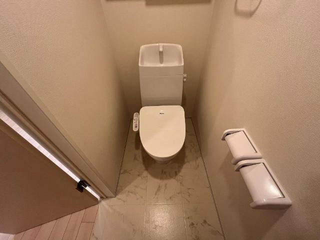 トイレ　シャワー付トイレ（イメージ）