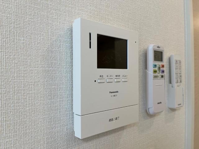 セキュリティ　カメラ付インターホン（イメージ）