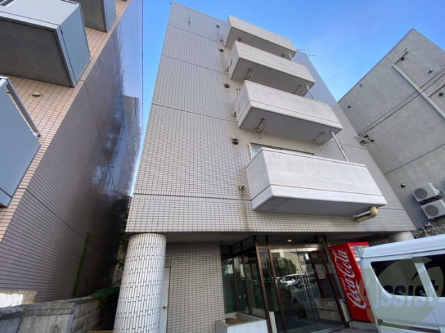 建物外観　札幌市中央区南５条西「ヴィラ・ススキノ」