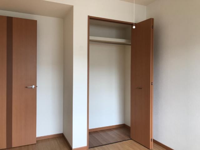 収納　洋室クローゼット