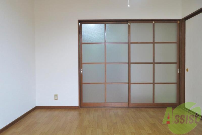 その他部屋・スペース　寝室になりますー。広々しているので寝心地が良さそうですねー。