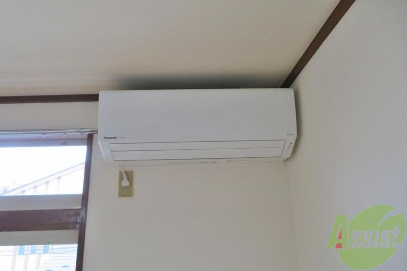 その他設備　エアコンが一つあると夏の暑さと冬の寒さをしのげますねー。