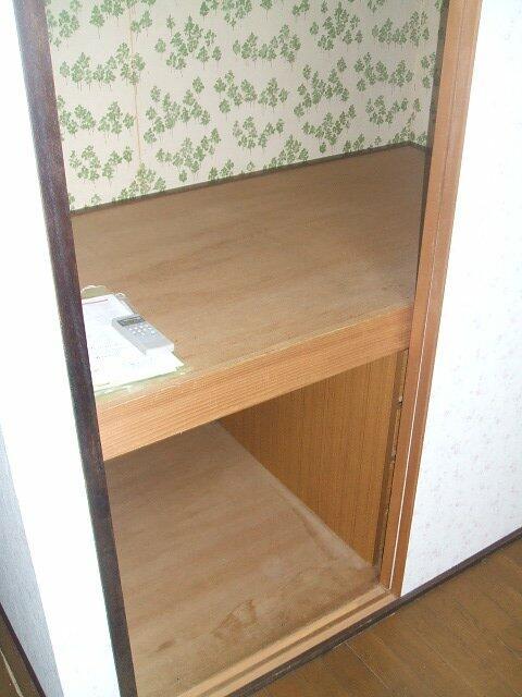 収納　?