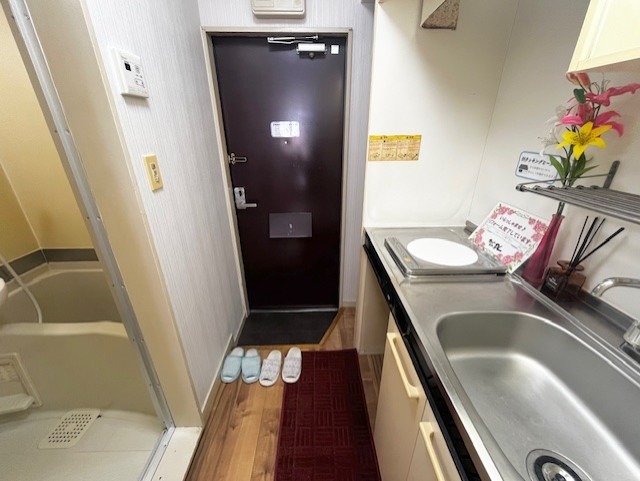 玄関　同物件別部屋イメージ