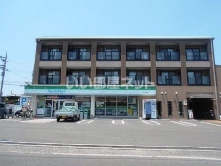コンビニ　ファミリーマート 河南一須賀店（コンビニ）まで687m