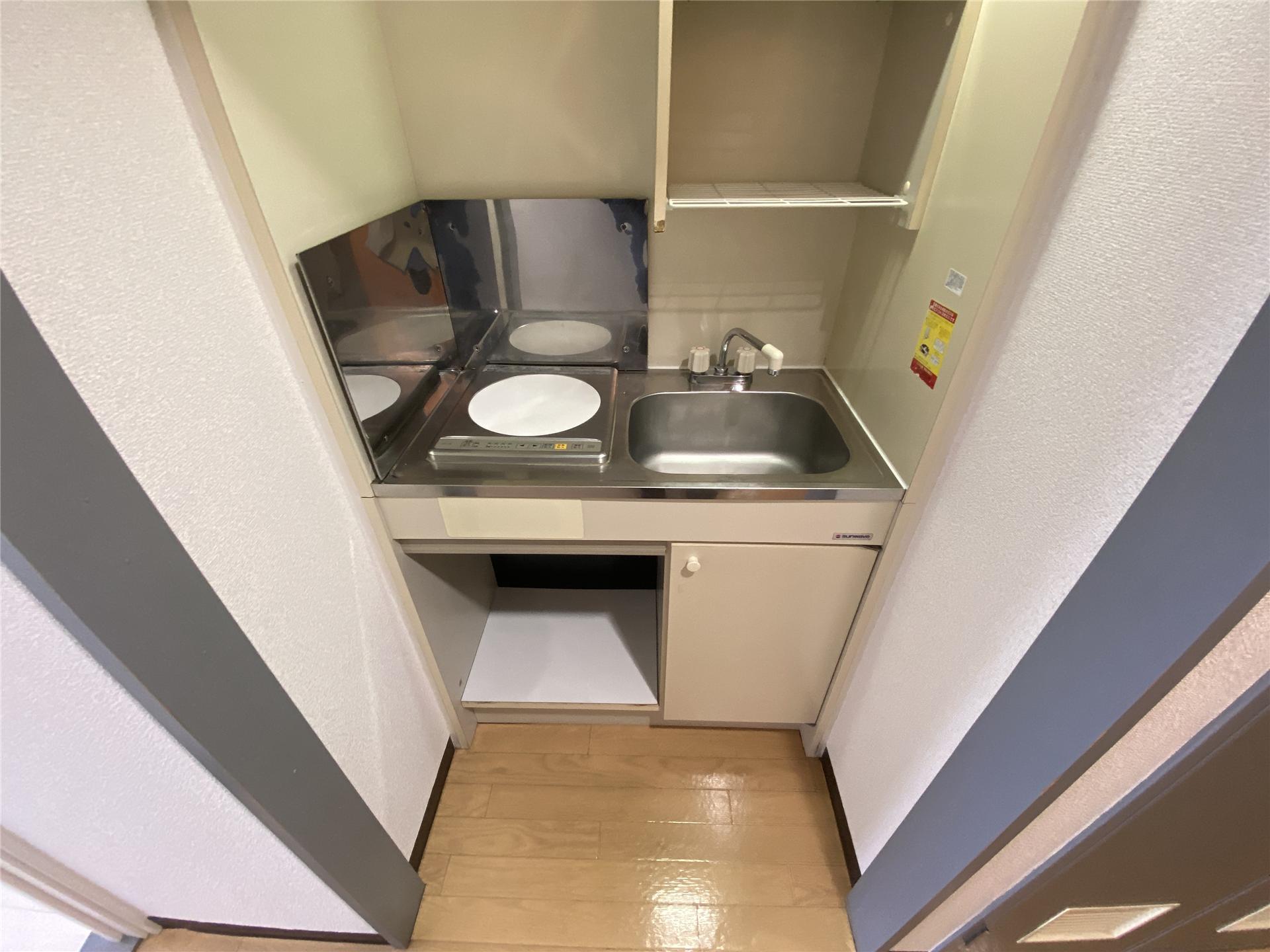 キッチン　IHコンロが付いています