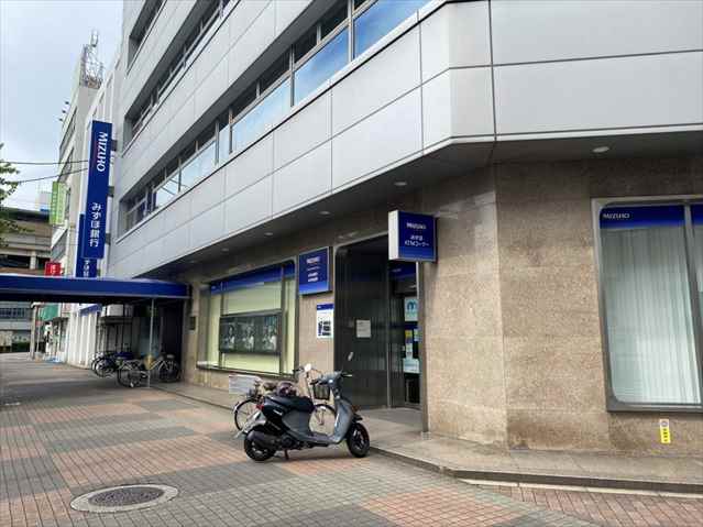 銀行　（株）みずほ銀行／大阪東支店（銀行）まで320m