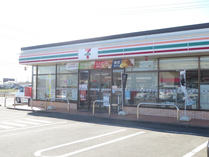 コンビニ　セブンイレブン宮崎飛江田店（コンビニ）まで962m