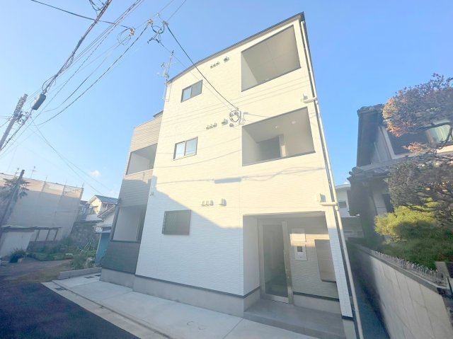 建物外観　綺麗な外観の素敵なお部屋があなたを待っています。
