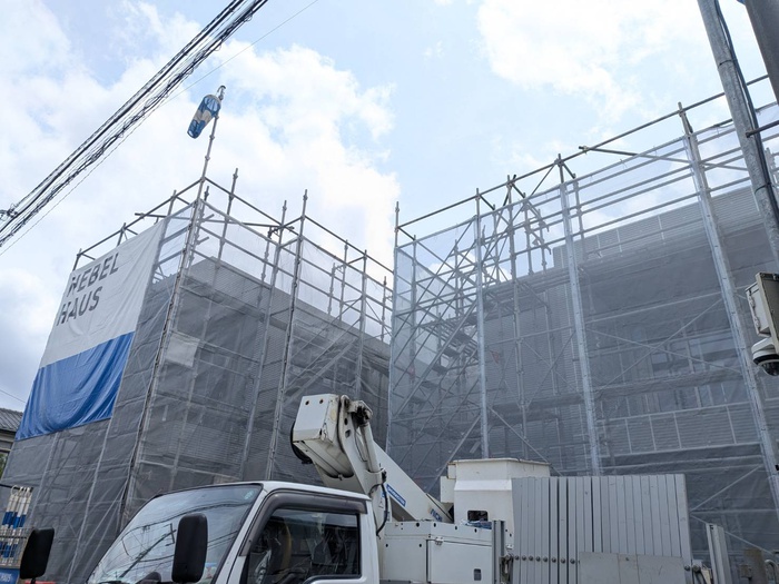 建物外観　建築中
