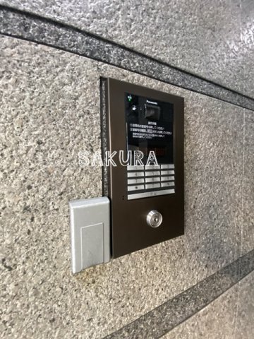 セキュリティ　女性の方でも安心のモニター付きオートロック♪