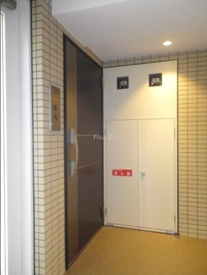 玄関　★見学予約受付中★