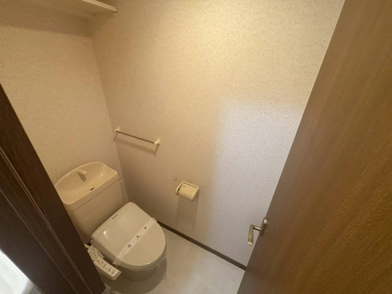 トイレ　※別部屋の写真です