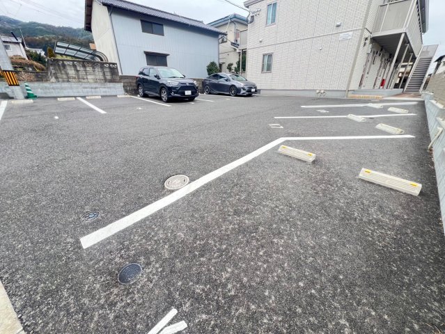 駐車場　広い駐車場です