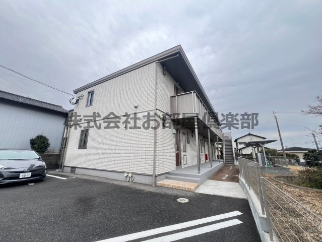 建物外観　明るい外観です
