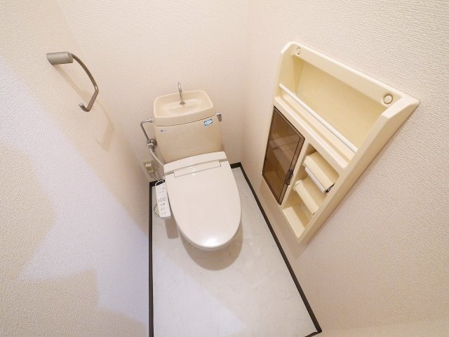 トイレ　シンプルで使いやすいトイレです