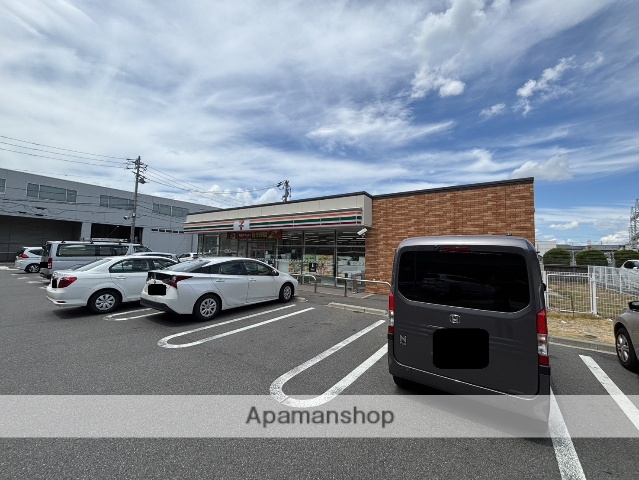 コンビニ　セブン－イレブン名古屋畑江通７丁目店（コンビニ）まで412m