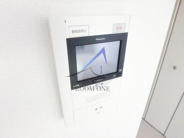 セキュリティ　モニター付きインターホンです。