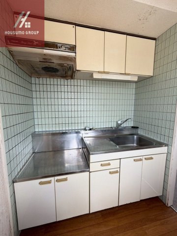 キッチン　コンパクトなキッチンで掃除もラクラク