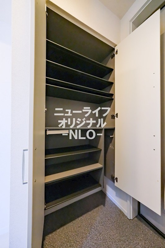 その他設備　天井まで高さのある大容量シューズボックス☆