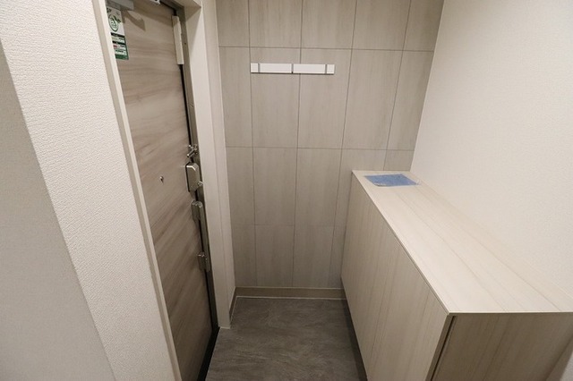 玄関　シューズボックス