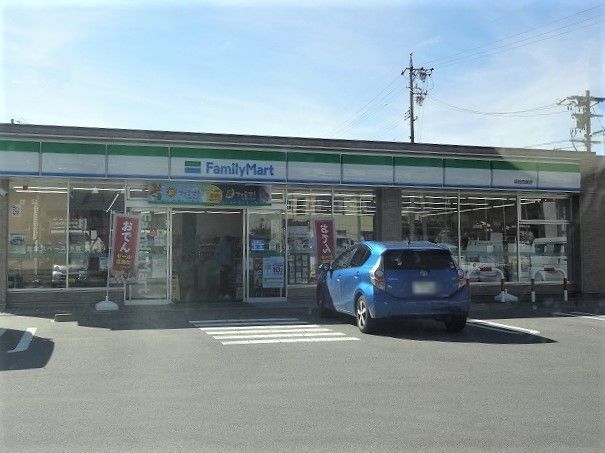 コンビニ　ファミリーマート  諏訪四賀店（コンビニ）まで1000m