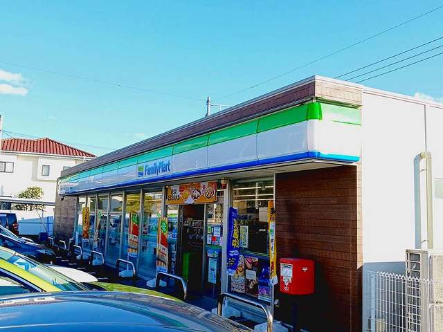 コンビニ　ファミリーマート富士今泉店（コンビニ）まで850m