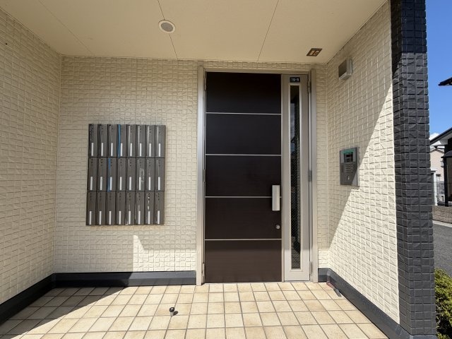 ＪＲ東海道本線 瀬田駅 徒歩18分 3階建 築18年の外観写真