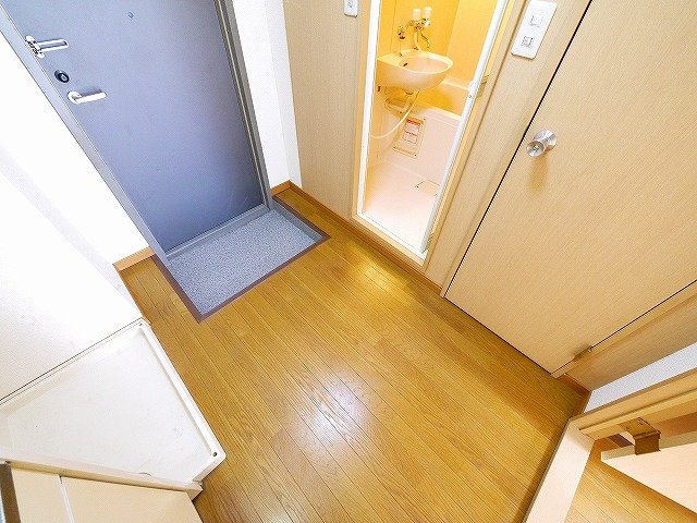 玄関　ゆったりとした玄関です