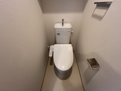 トイレ　トイレもきれいです
