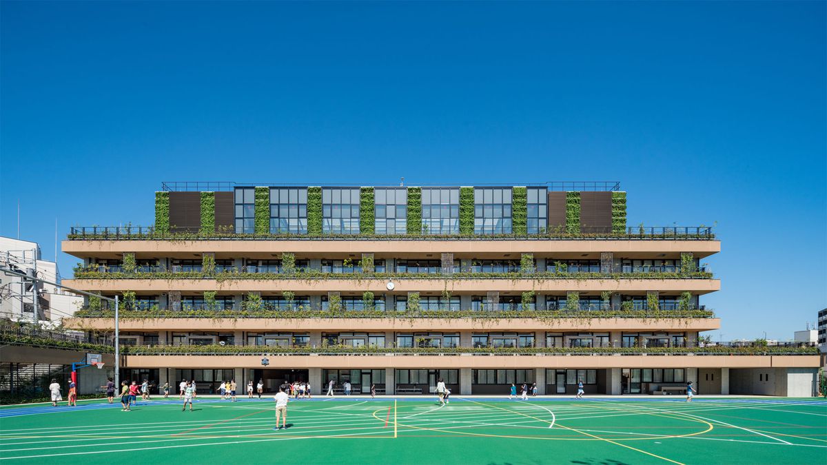 小学校　池袋第一小学校（小学校）まで657m