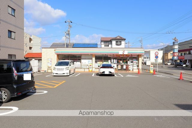 コンビニ　セブン－イレブン岐阜福光南町店（コンビニ）まで305m