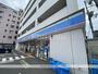 コンビニ　ローソン（コンビニ）まで221m