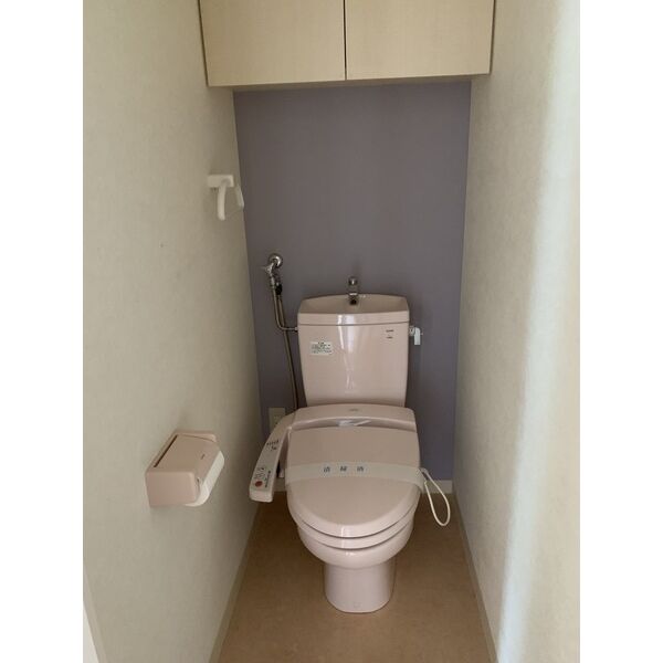 トイレ　コンパクトで使いやすいトイレです