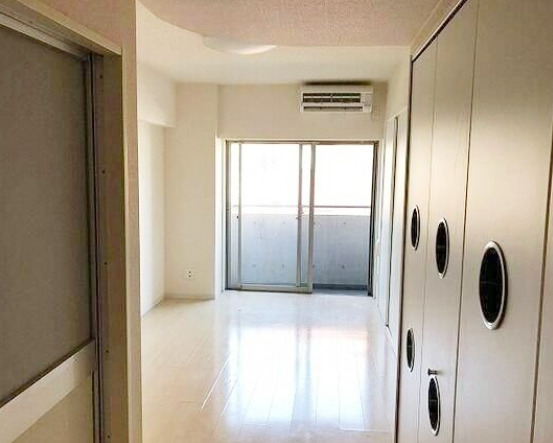 居室・リビング　別部屋の画像を使用しております。