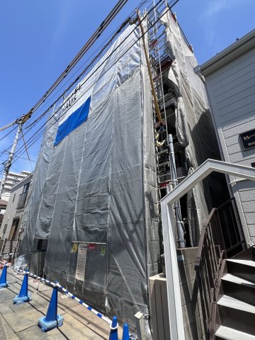 エントランス　耐震耐熱に優れた旭化成施工ヘーベルメゾン