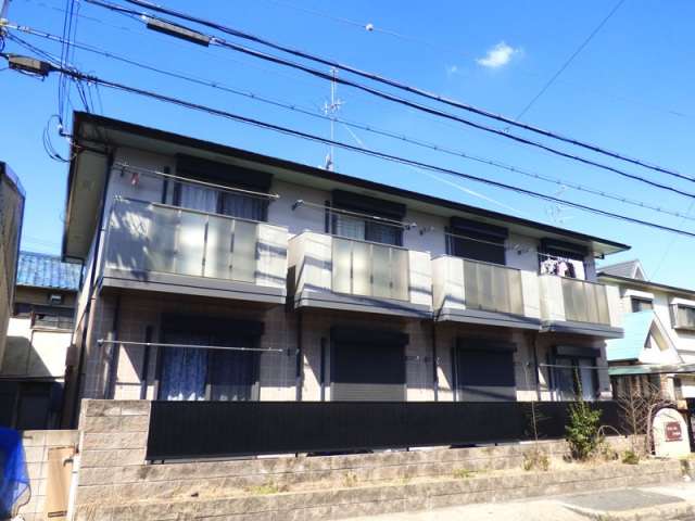 建物外観　東南向きで日当り良好