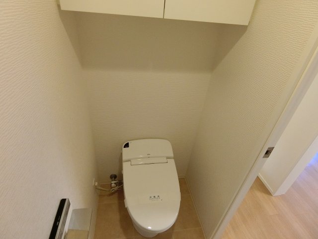 トイレ　別号室参考写真